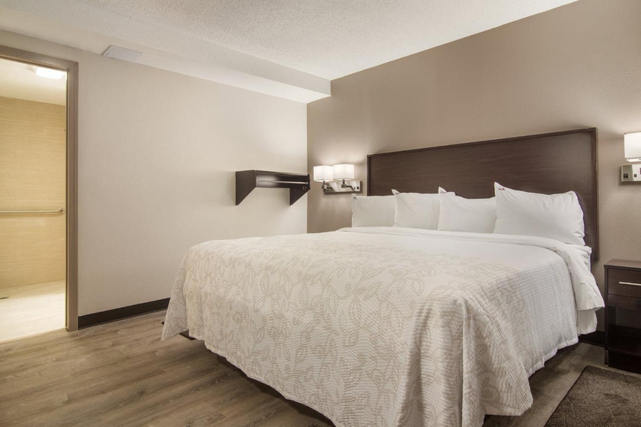 Red Roof Inn Plus & Suites Erie Zewnętrze zdjęcie