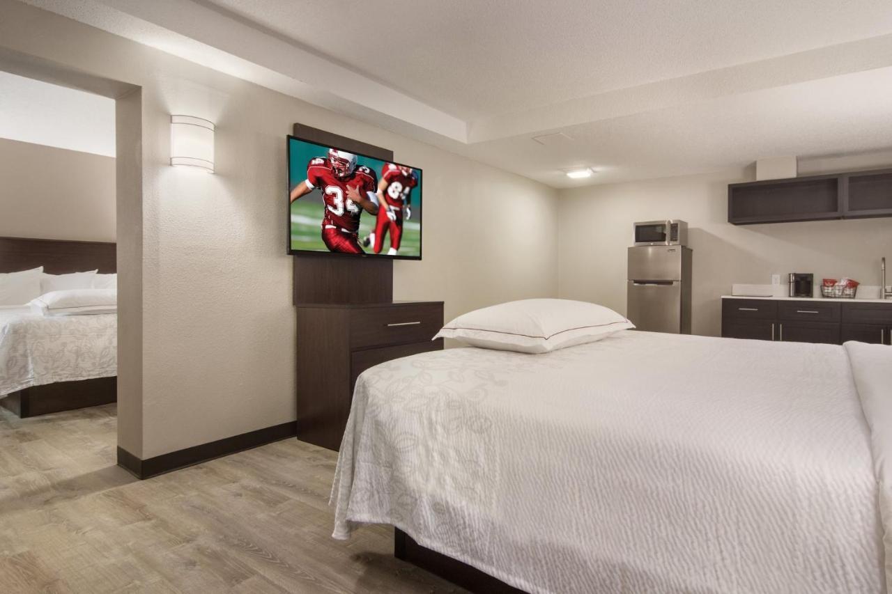 Red Roof Inn Plus & Suites Erie Zewnętrze zdjęcie